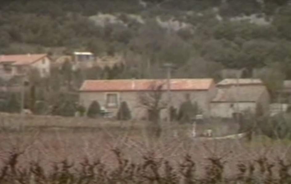 Une maison qui fait du bruit toute seule ?