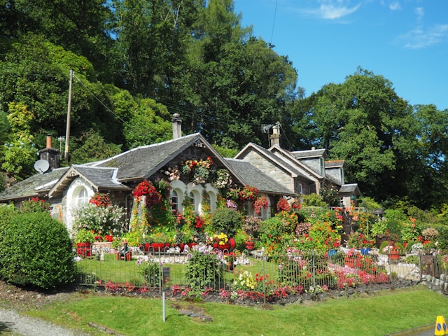 Belle maison à vendre avec jardin. 